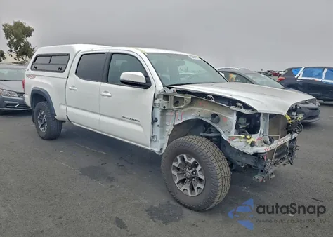 2017 Toyota Tacoma Double Cab z USA, uszkodzony, nr VIN 3TMDZ5BN4HM014683